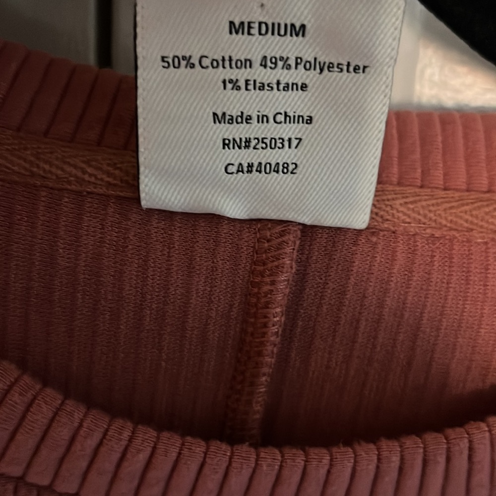 Varley Pullover - image 6